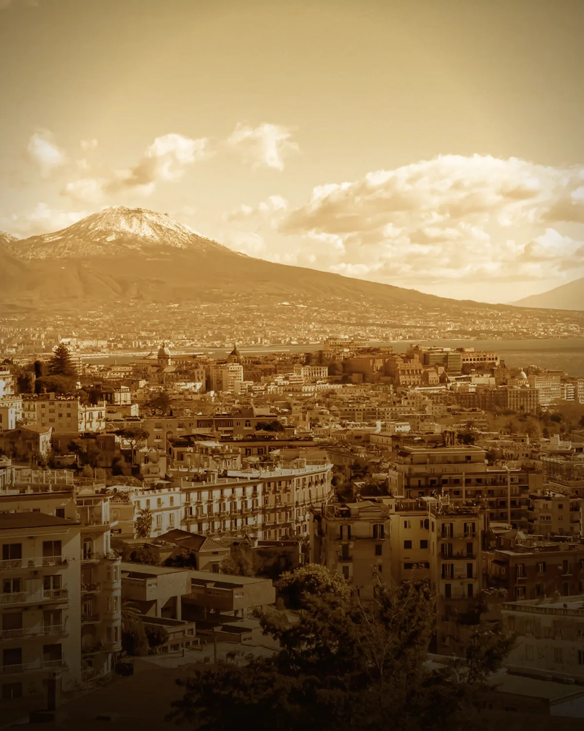 Naples coffee scene
